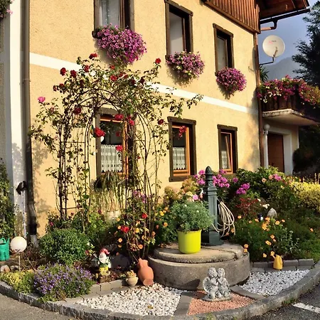 Πανσιόν Haus Jost Ingrid