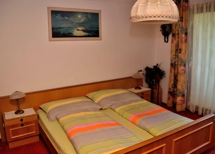 Πανσιόν Haus Jost Ingrid