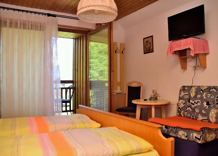 Πανσιόν Haus Jost Ingrid Hermagor-Pressegger See