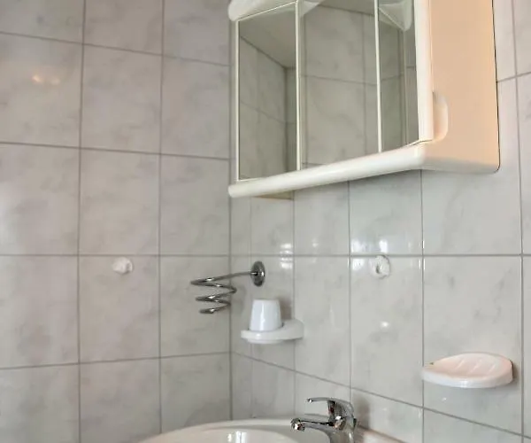 Haus Jost Ingrid Πανσιόν 3*